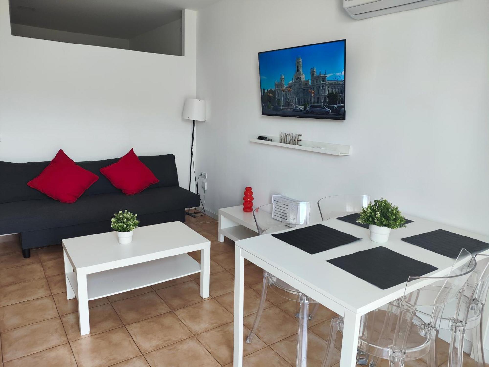 Centro Capital Wizink Feria Bernabeu Aeropuerto Apartment Мадрид Екстериор снимка